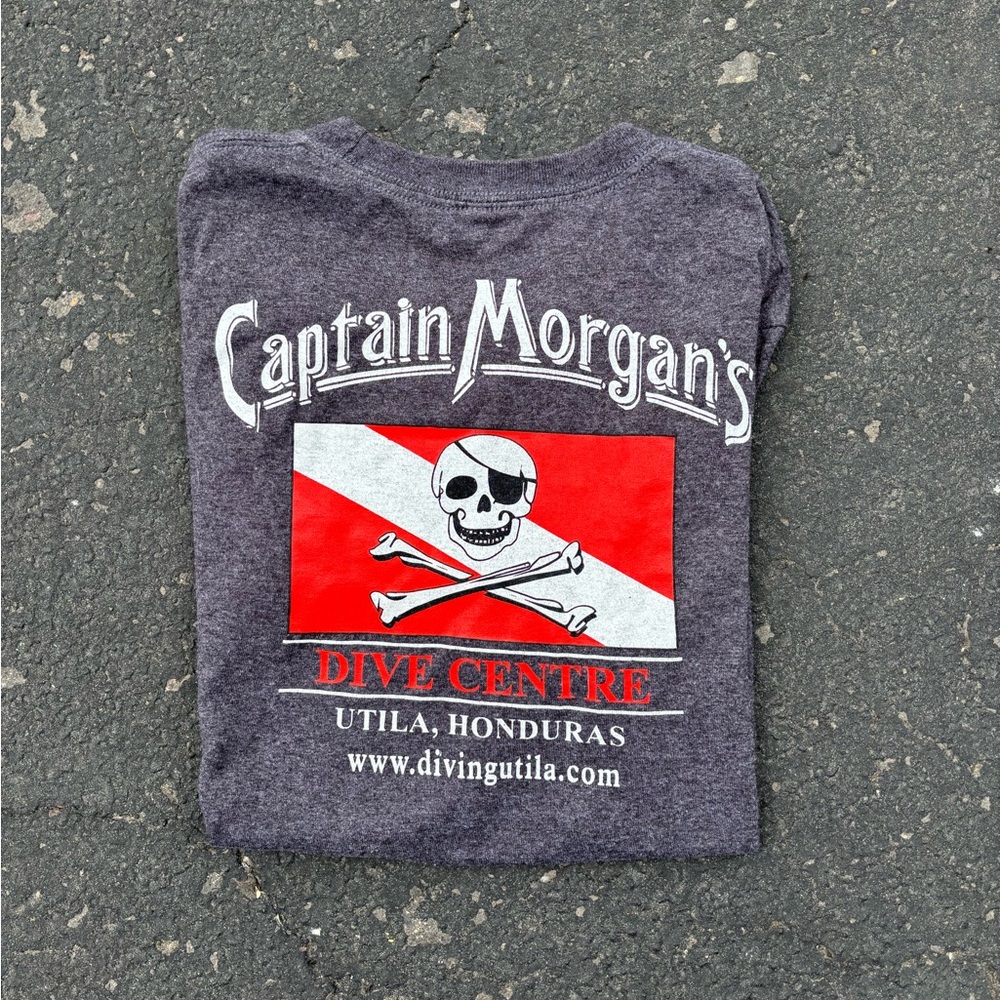 Y2K Captain Morgan tee